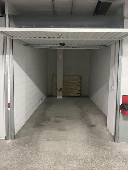 Apartamento Centro Con Garaje كاسترو أورديالس المظهر الخارجي الصورة