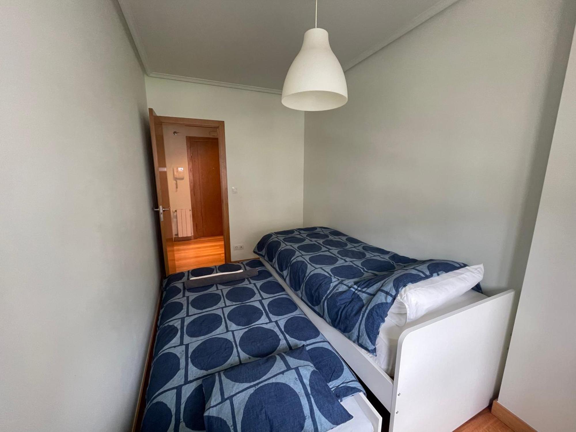 Apartamento Centro Con Garaje كاسترو أورديالس المظهر الخارجي الصورة