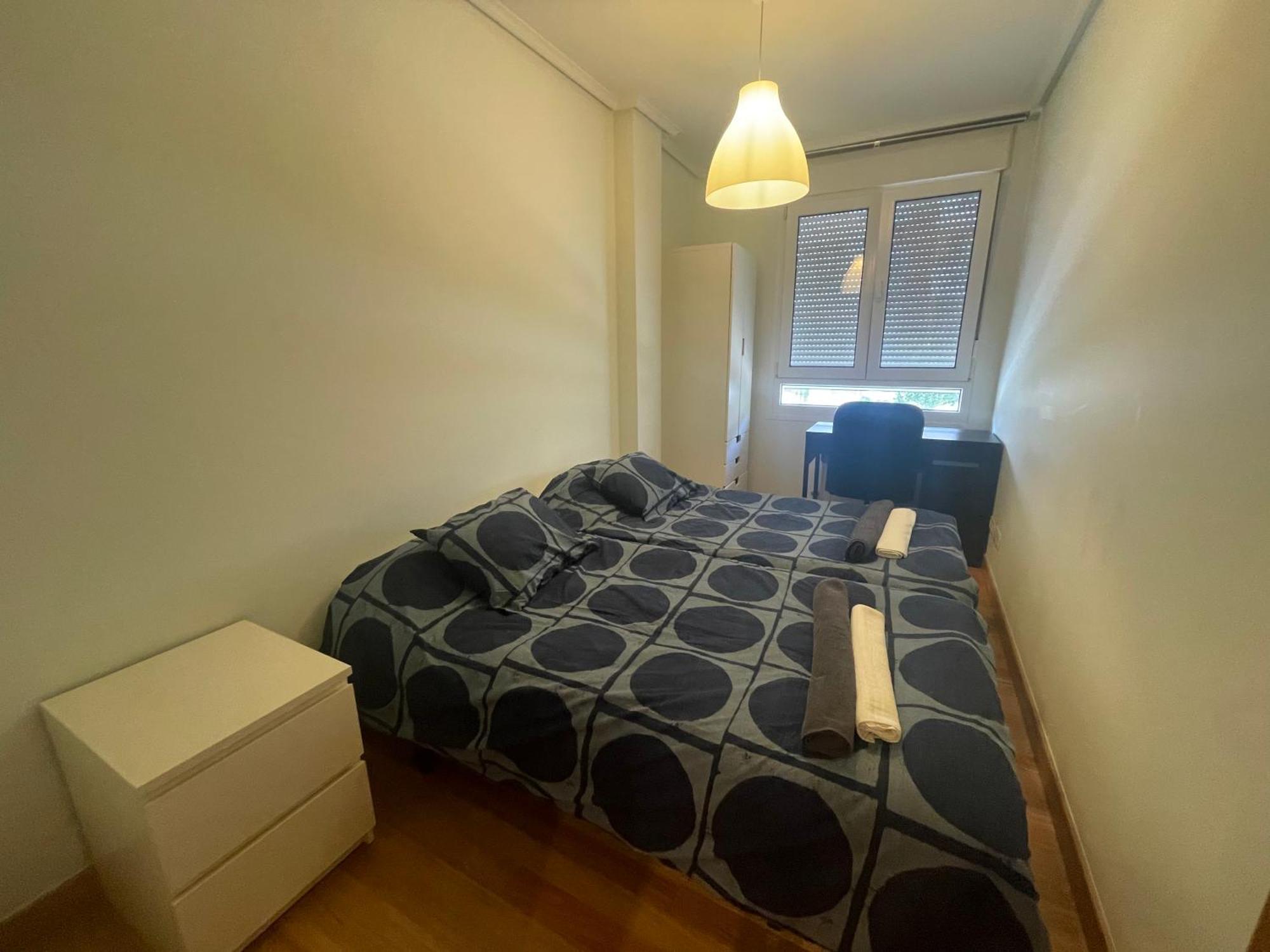 Apartamento Centro Con Garaje كاسترو أورديالس المظهر الخارجي الصورة